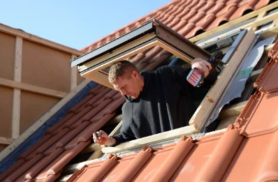 Pose de fenêtres de toit Velux à Gouaux